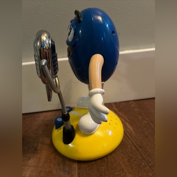 Blue M&M’s animated radio - Picture 4 of 6